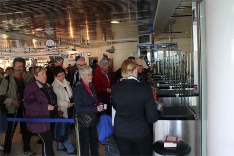 Tallink Silja Line - Intergate - Öppnar för ett tryggare samhälle - Bommar,  entrégrindar .